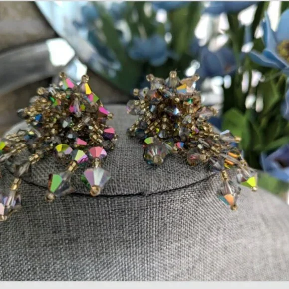 Vintage, Glam, Waterfall, faceted, sparkling Chandelier Drop Clip on Earrings - Picture 12 of 13